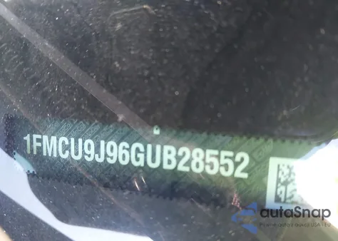 2016 Ford Escape Titanium из США, поврежденный, VIN 1FMCU9J96GUB28552